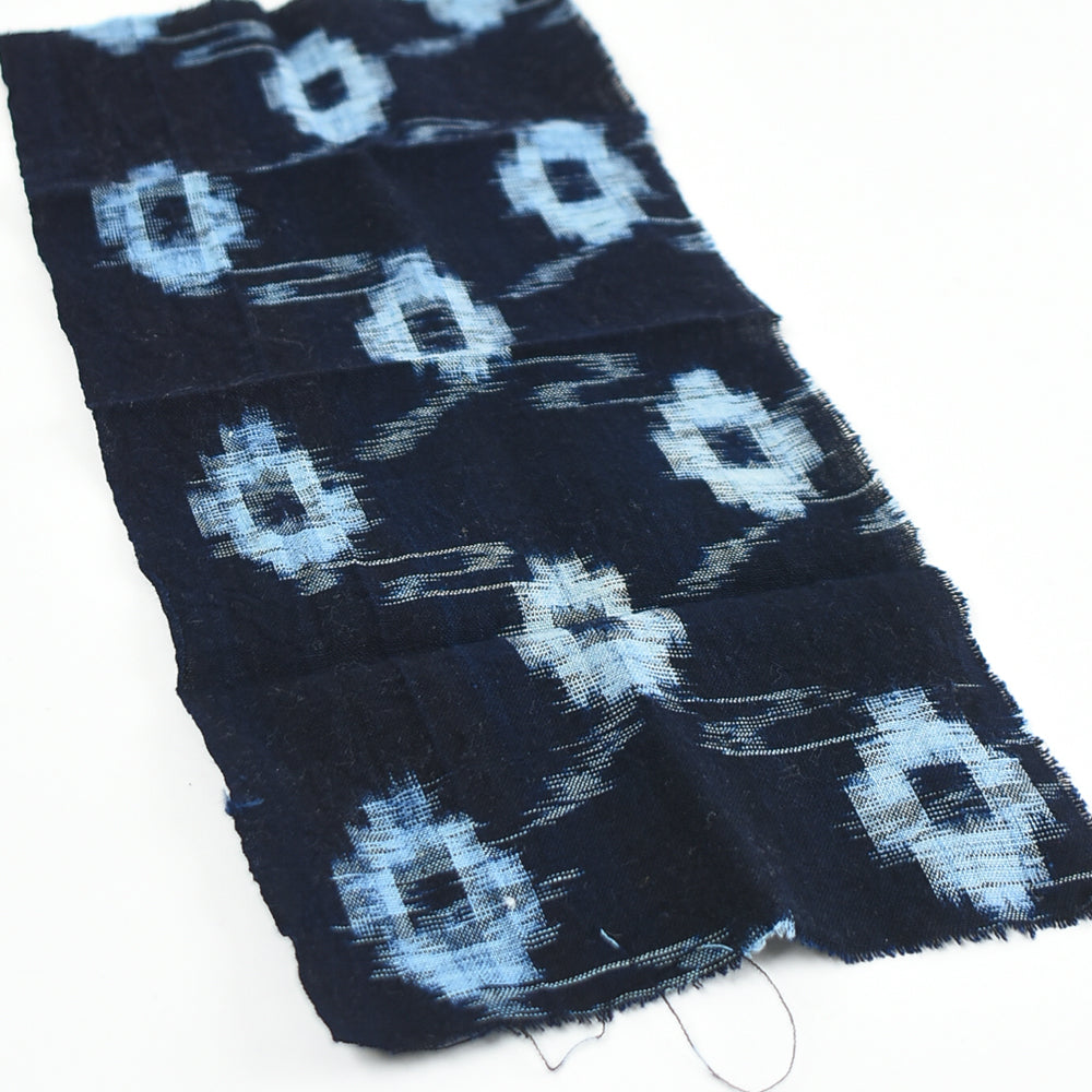 服*生様 SUBLATIONS SGSB EMBROIDERY KASURI K Kasuri: Japan's Beloved Ikat Cloth – Brooklyn Haberdashery