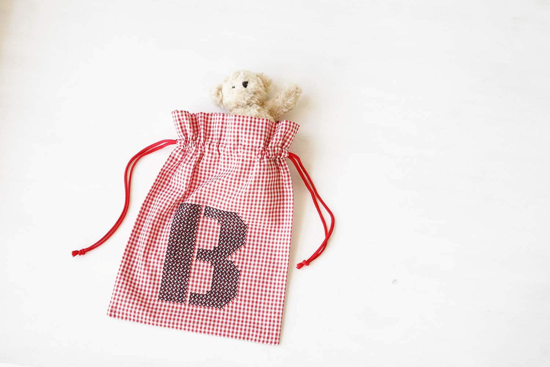 Stitching Small Items by Kazakka