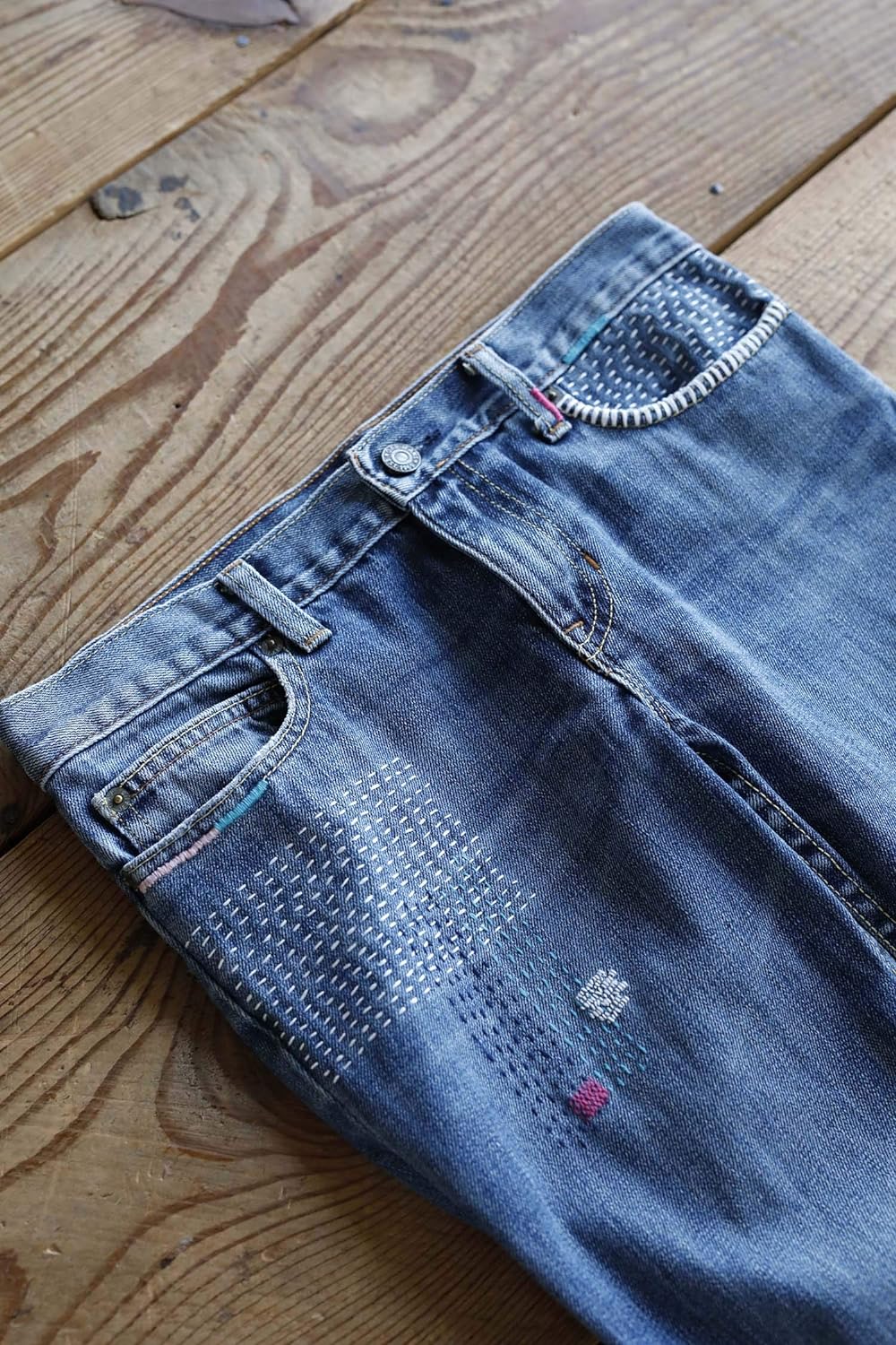 Stitching Small Items by Kazakka