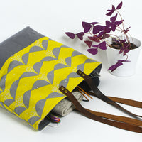 Tarja Tote, Yellow Wave