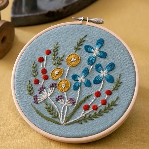 Wildflower Embroidery Kit by Alice Makabe, Blue – Brooklyn