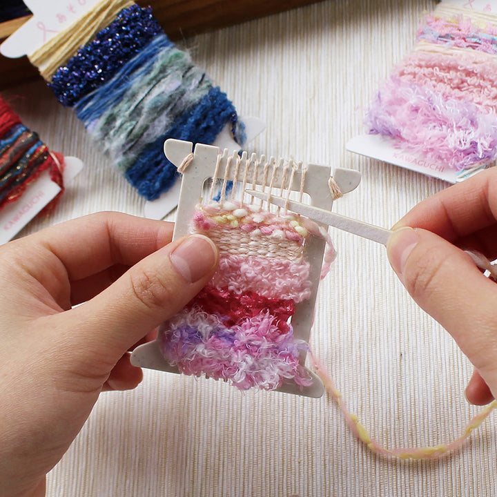 Pokeori Mini Loom Weaving Kit, Pink – Brooklyn Haberdashery