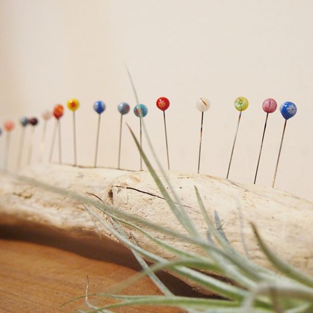 Glass Head Flower Pins – Brooklyn Haberdashery