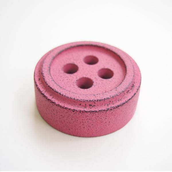Nambu Iron Paperweight – Pink