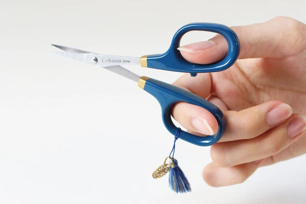 Fine Scissors with Gold Lacquer, Indigo