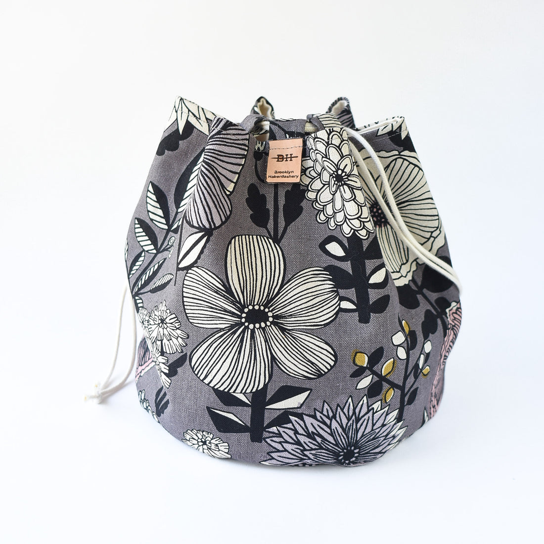 Asa Bucket Bag, Scandi Floral Gray