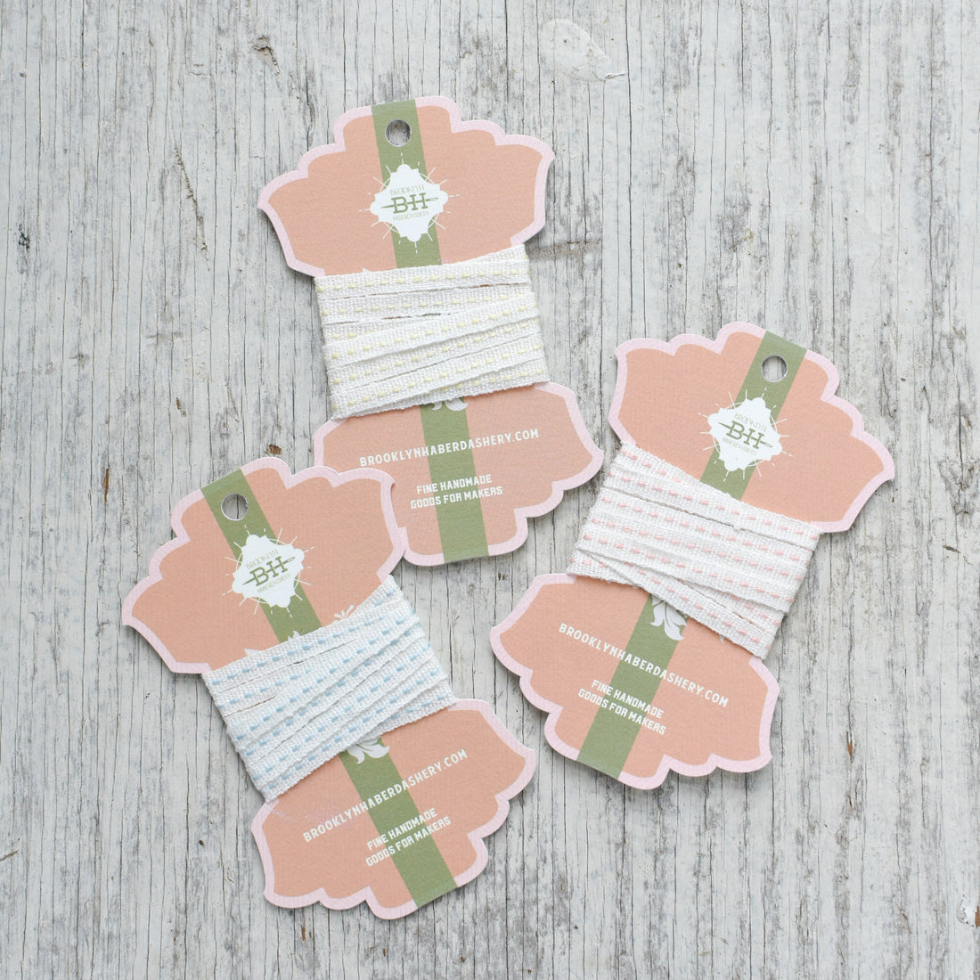 Linen Running Stitch Ribbon 2 yds - White/Layette Pink