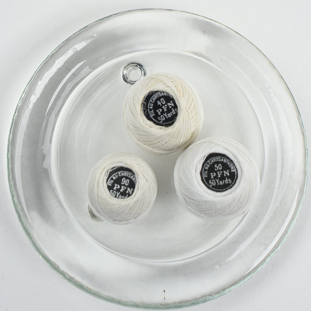 Vintage Fil au Chrysanthème Fine Thread – White