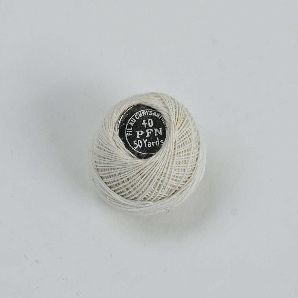 Vintage Fil au Chrysanthème Fine Thread – White