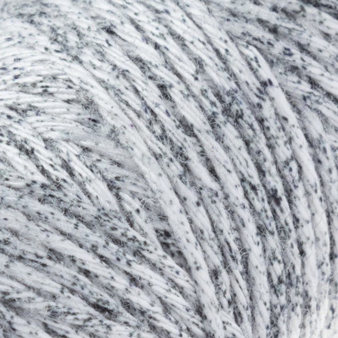 Hidamari Sashiko Thread 205 - Cookies & Cream