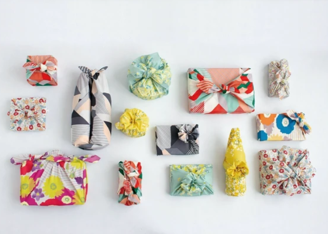 Twilight Rooftops Kohare Furoshiki Wrapping Cloth - Gray & Pink 18"