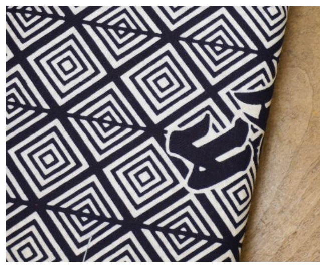 Vintage Indigo Yukata Cotton — Square Motif