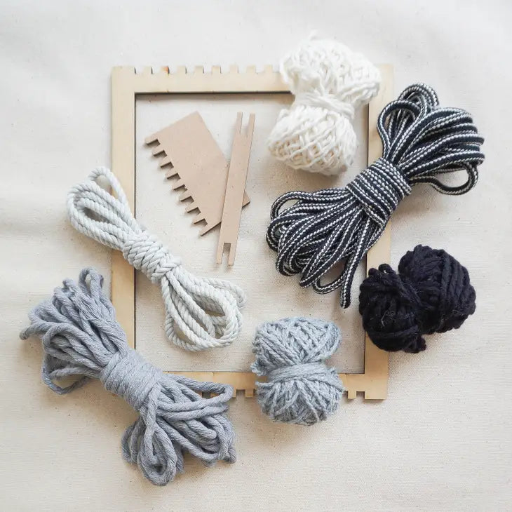 Weaving Kit, Black and White