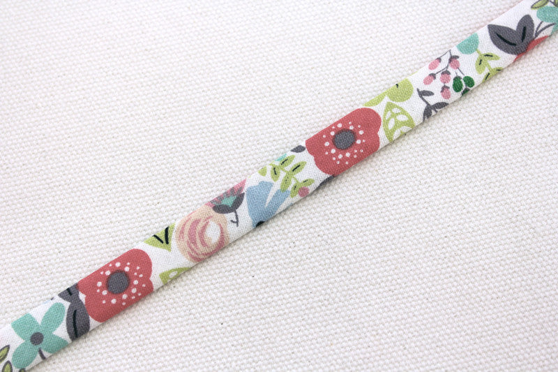 Double Fold Bias Tape 1/2" - Grey Floral