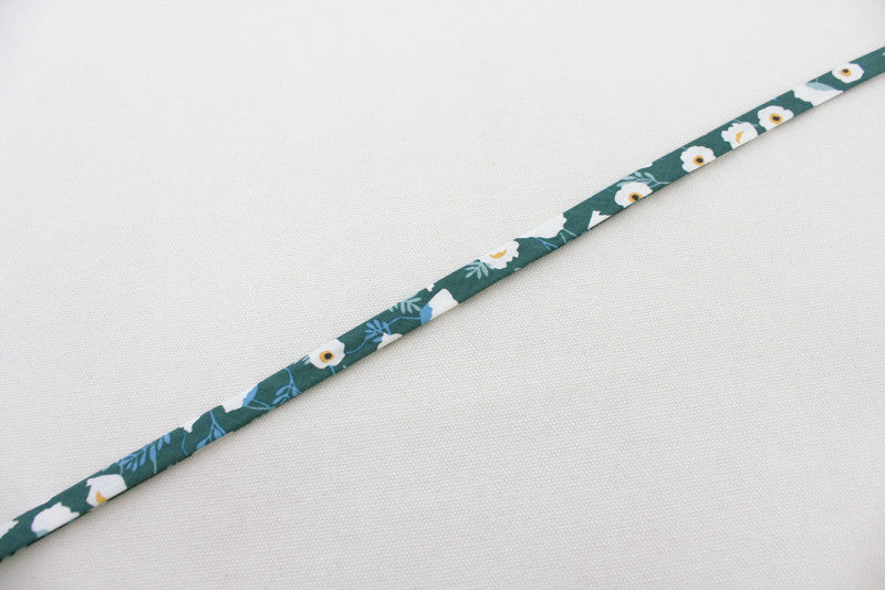 Double Fold Bias Tape 1/2" - Green Camellia