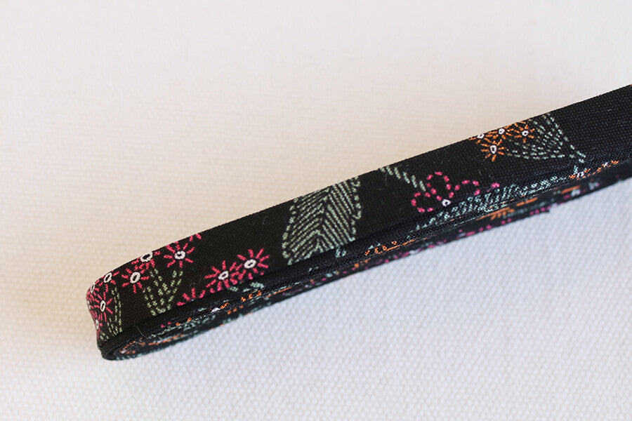 Double Fold Bias Tape 1/2" - Black Floral