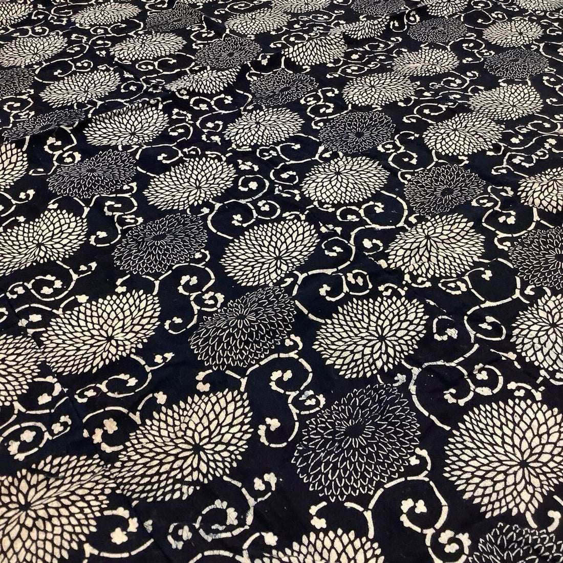 Antique Indigo Katazome Futonji – Chrysanthemum Arabesque, 5 Panels Wide