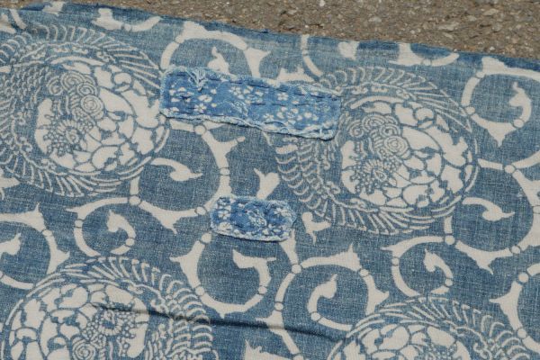 Antique Indigo Katazome Futon-ji – Phoenix Arabesque, 4 Panels Wide