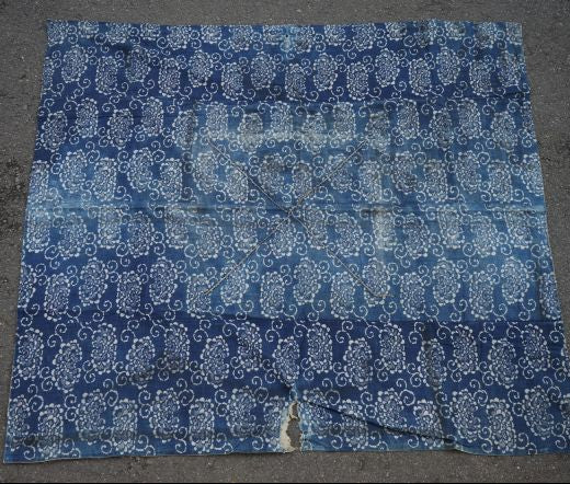 Antique Indigo Katazome Futon-ji – Chrysanthemum & Arabesque, 4 Panels Wide
