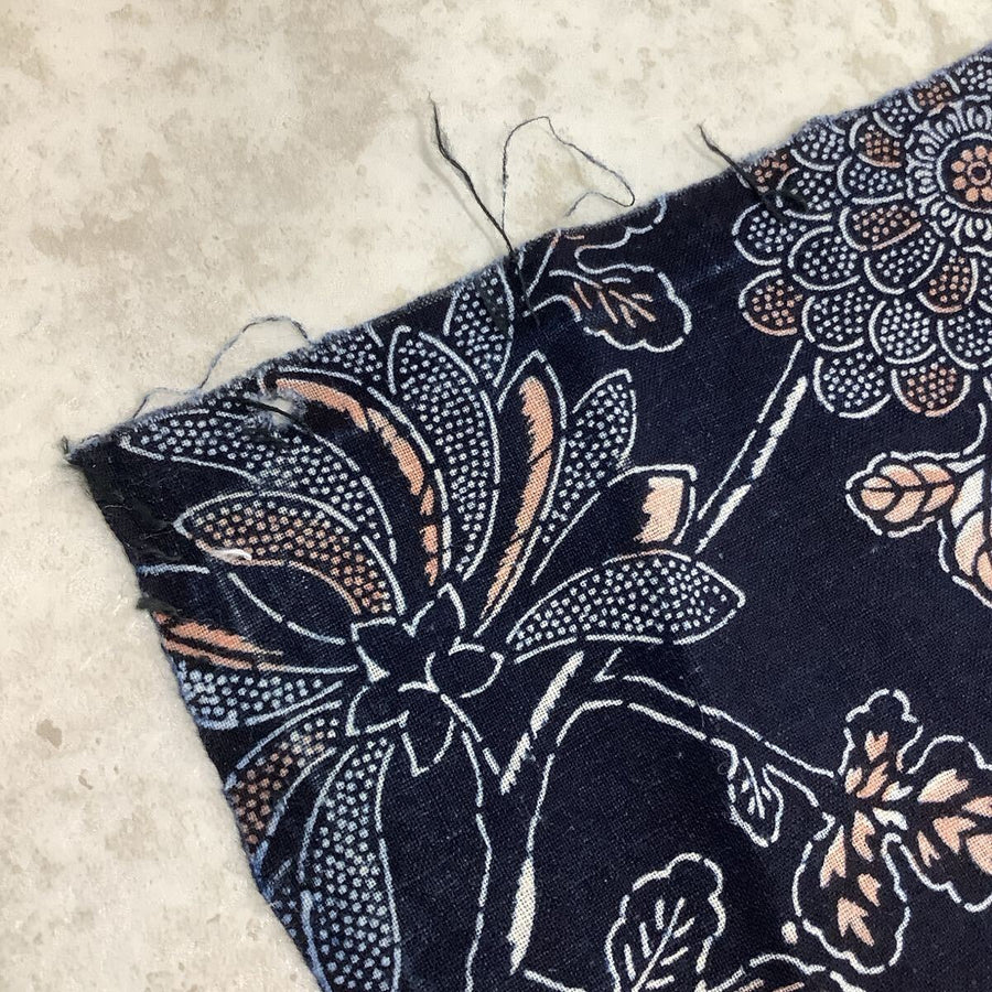 Antique Indigo & Bengala Futon-ji – Floral Katazome, 5 Panels Wide