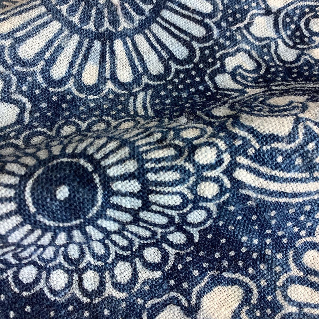 Antique Indigo Futon-ji – Chrysanthemum Medallion & Peony Scrolls, 4 Panels Wide