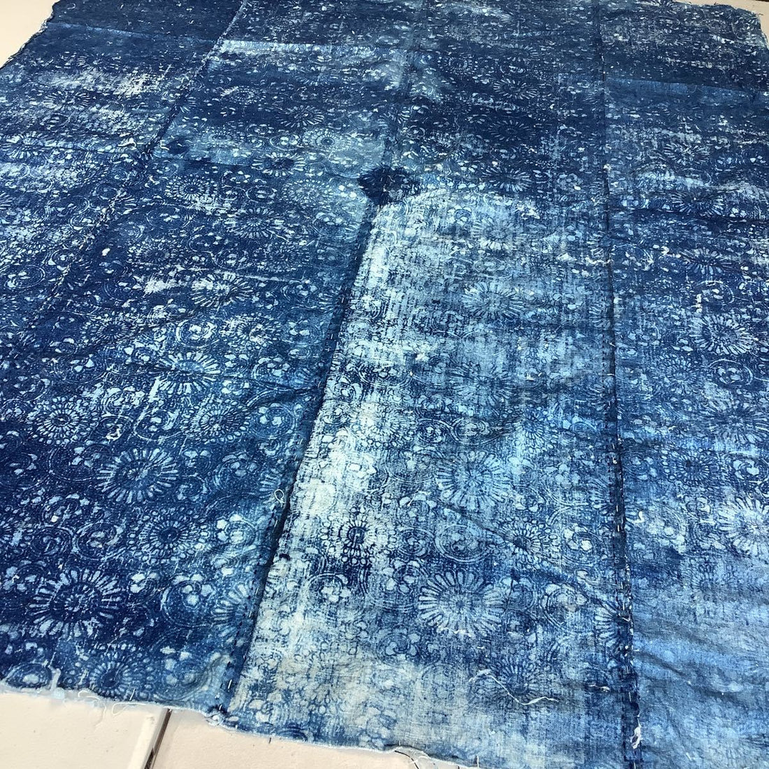 Antique Indigo Futon-ji – Chrysanthemum Medallion & Peony Scrolls, 4 Panels Wide