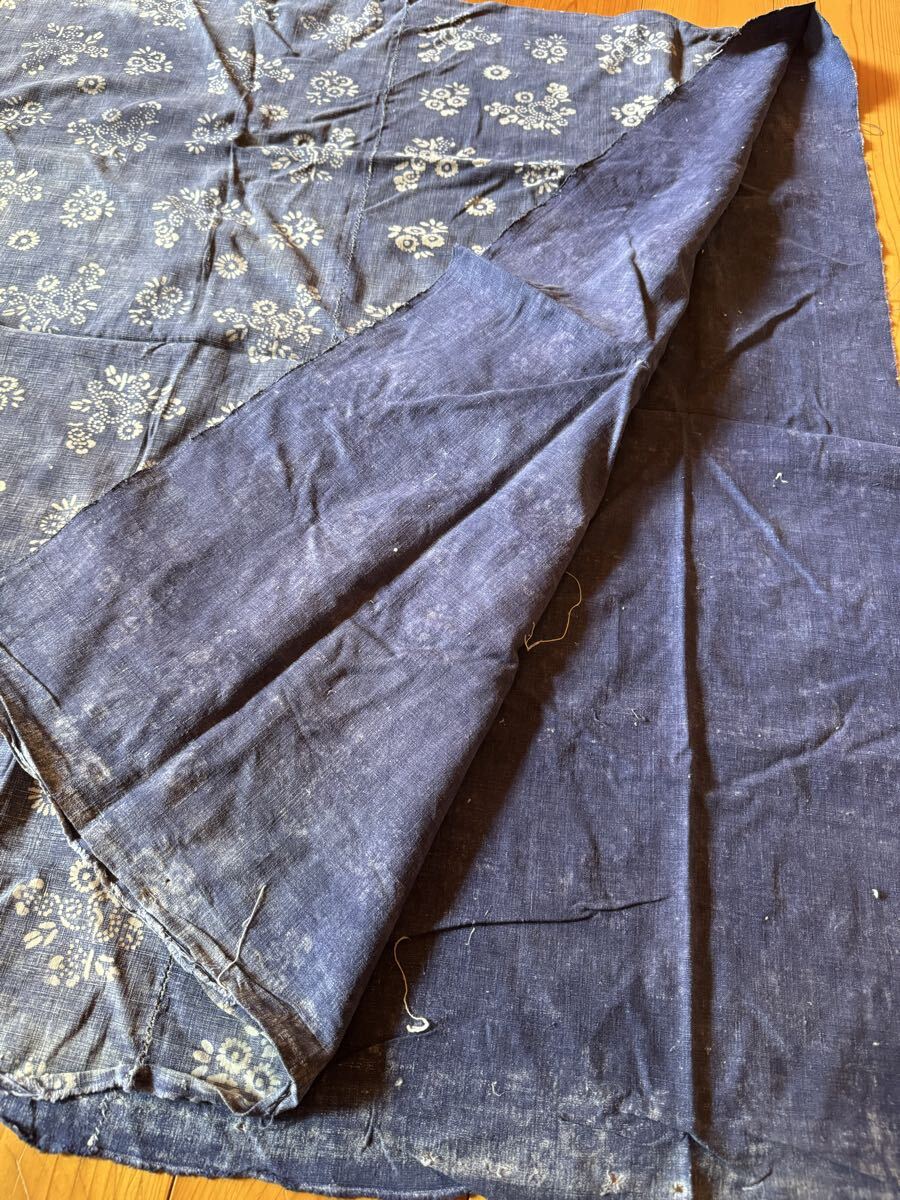 Antique Indigo Katazome Futon-ji – Wildflower, 3 Panels Wide