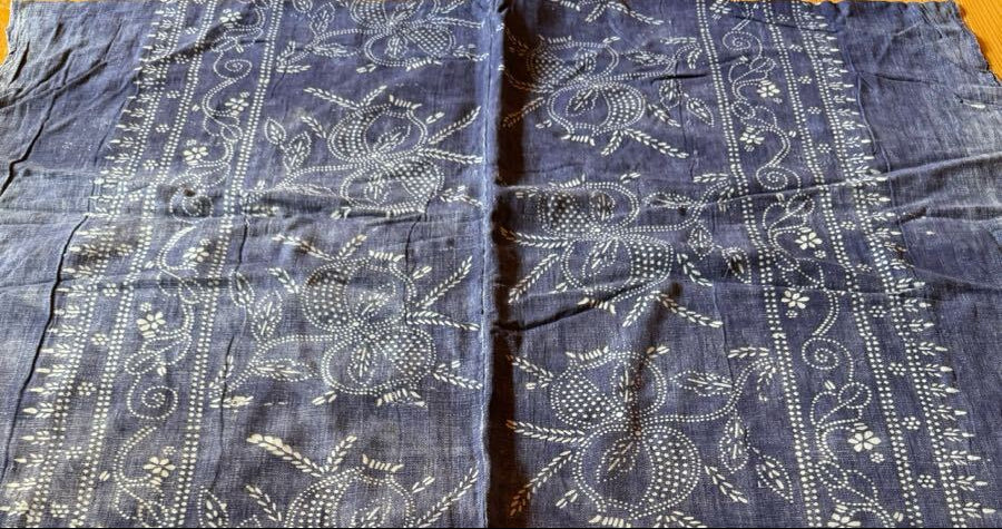 Antique Indigo Katazome Futon-ji – Dual Border Arabesque, 3 Panels Wide