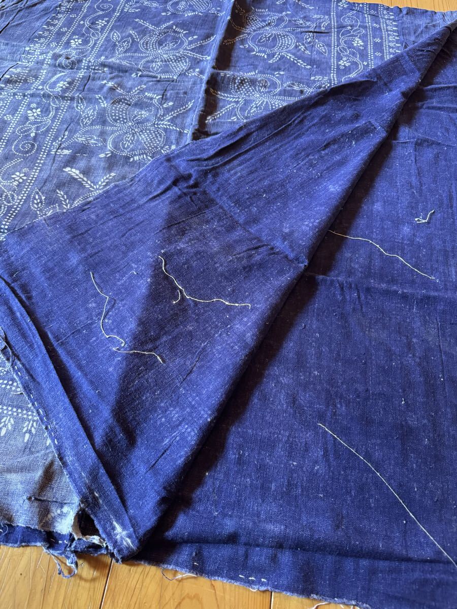 Antique Indigo Katazome Futon-ji – Dual Border Arabesque, 3 Panels Wide