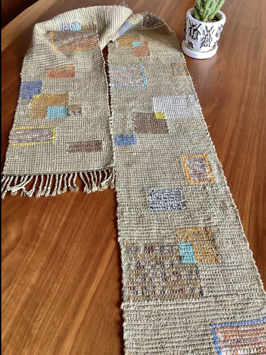 Tiles on Sand Sakiori Handwoven Scarf