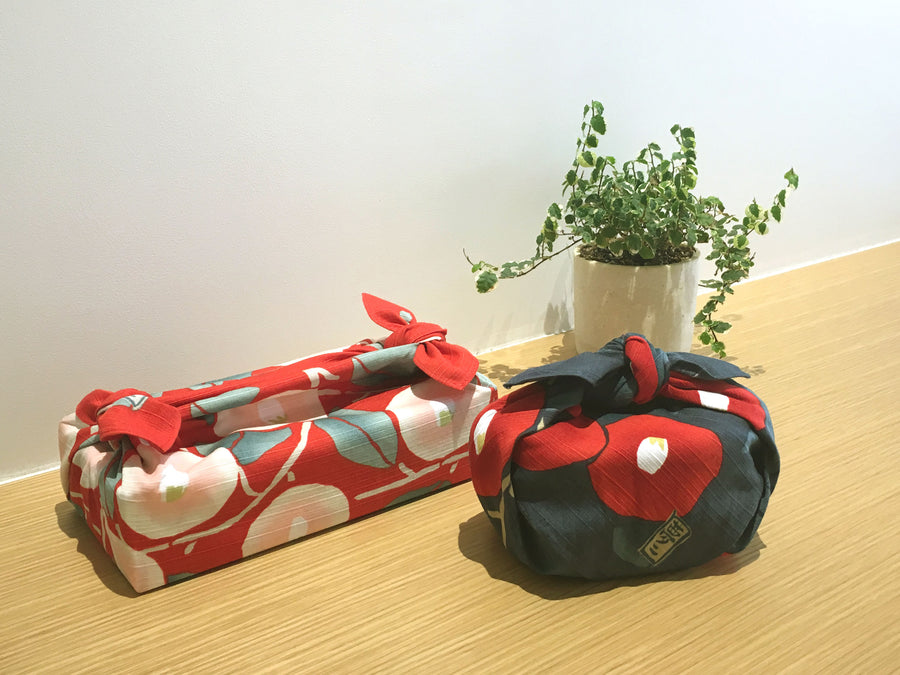 Camelia Furoshiki Wrapping Cloth, Red 19"