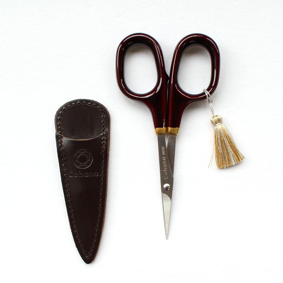 Fine Scissors with Gold Lacquer, Burnt sienna