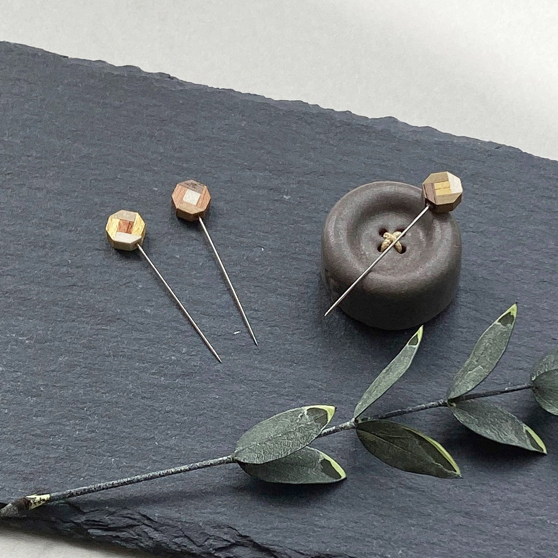 Parquet Flower Pins