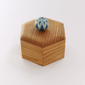 Hexagonal Temari Box, Blue