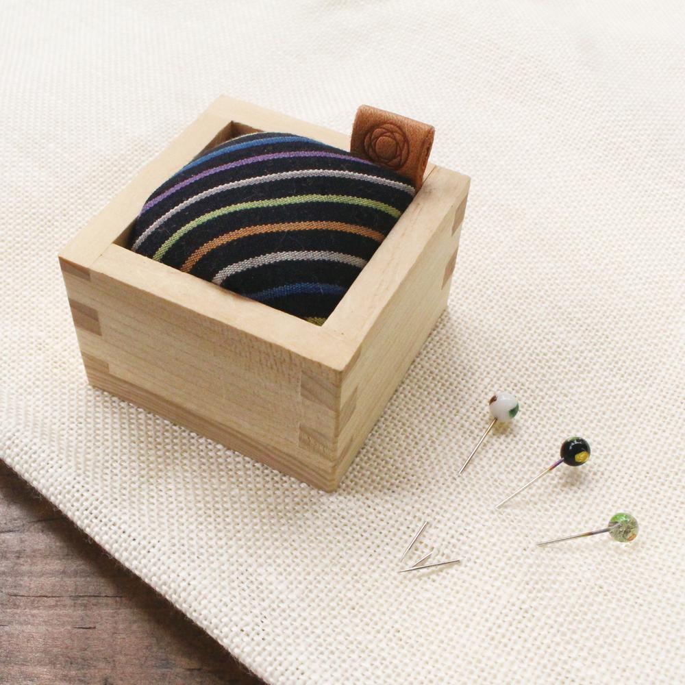 Kokura Pincushion with Shippo Glass Pins