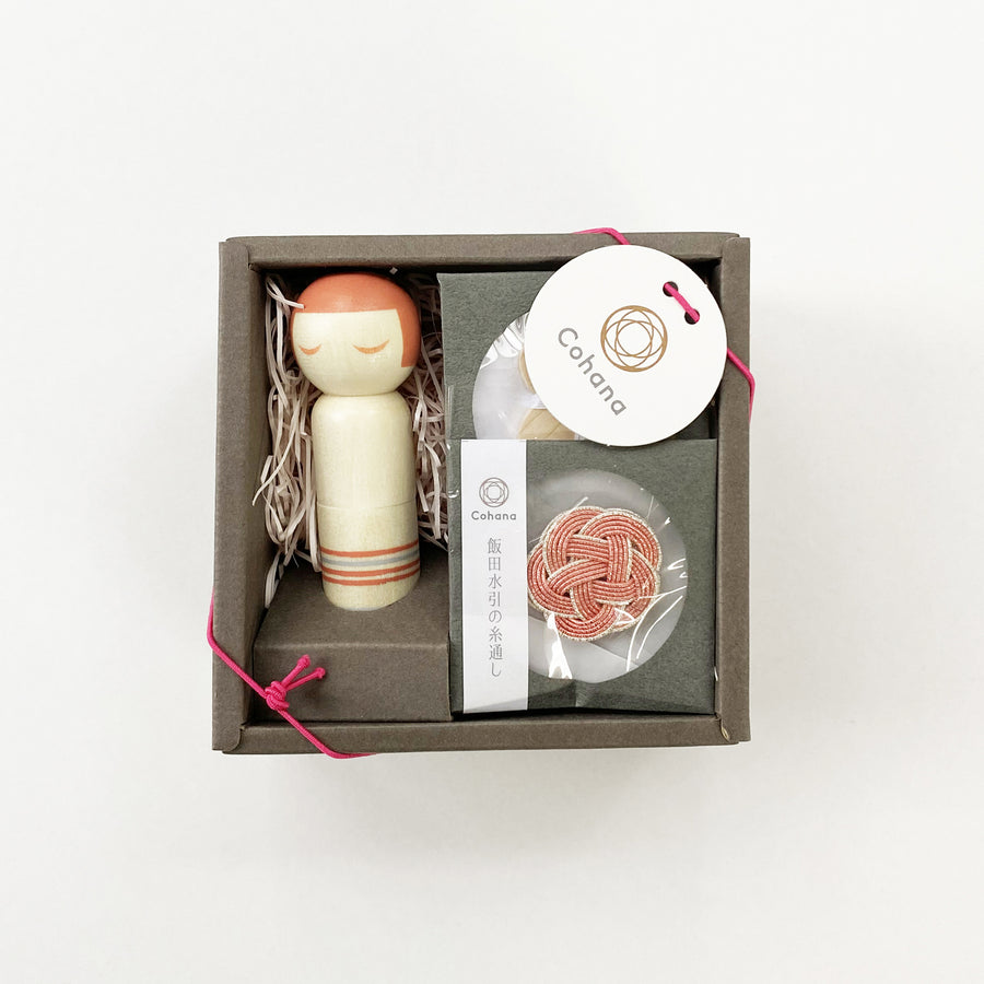 Kokeshi Doll Pin Cushion Set