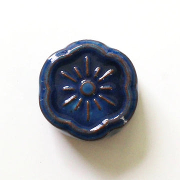 Awaji Kawara Magnetic Needle Minder with Polisher, Blue