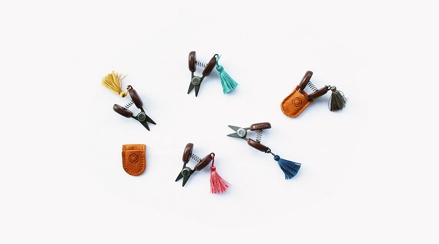 Seki Sewing Shears, Burnt sienna – Brooklyn Haberdashery