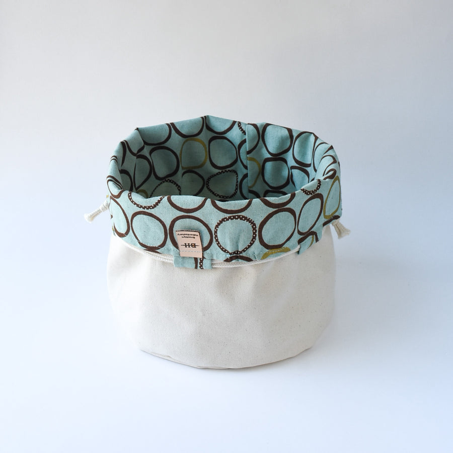 Asa Bucket Bag, Gold Circles Edition