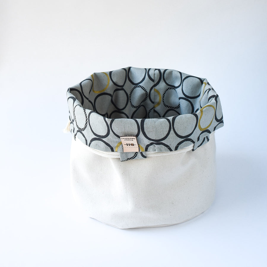 Asa Bucket Bag, Gold Circles Edition