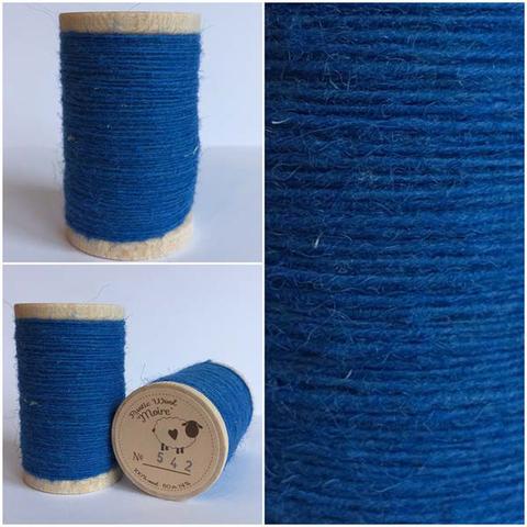 Moire Rustic Wool Thread