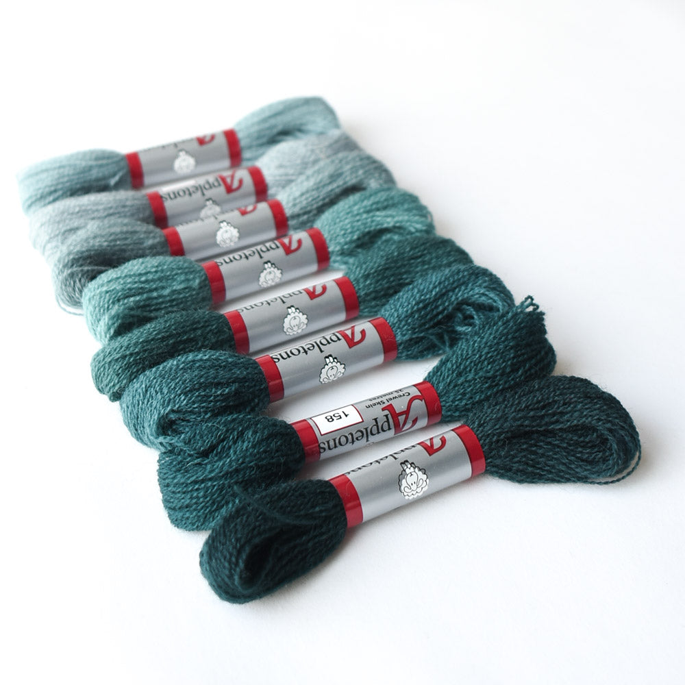 Appletons Darning Wool Gradient, Green Blue