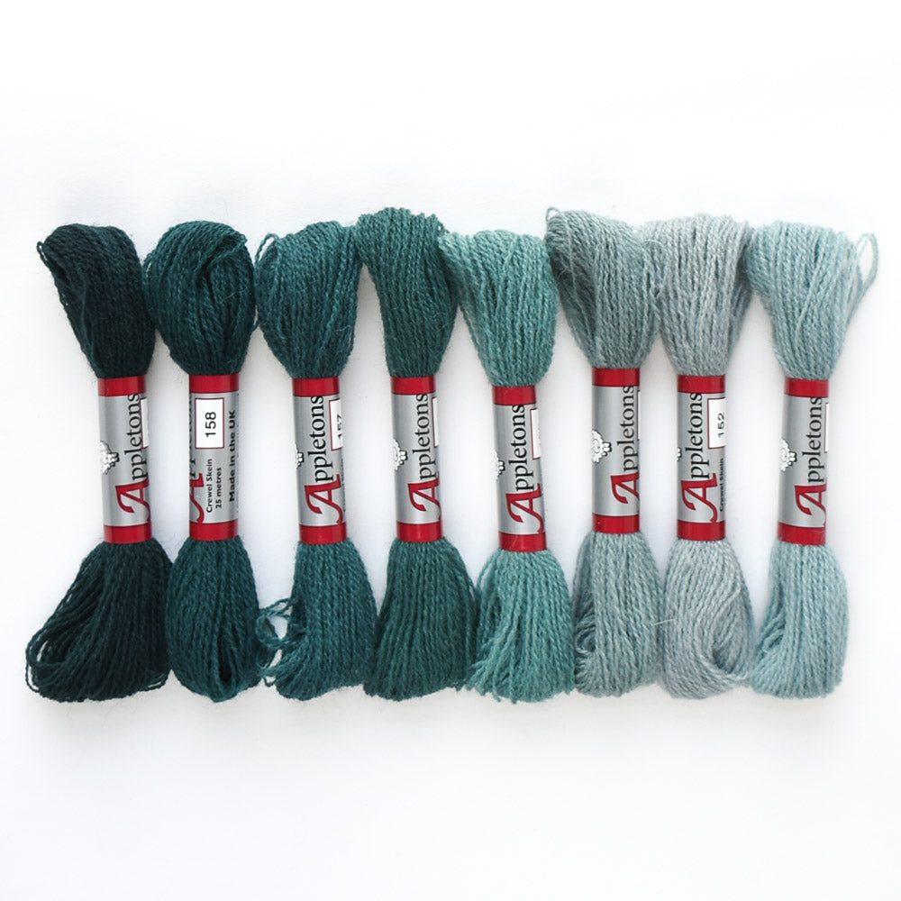 Appletons Darning Wool Gradient, Green Blue