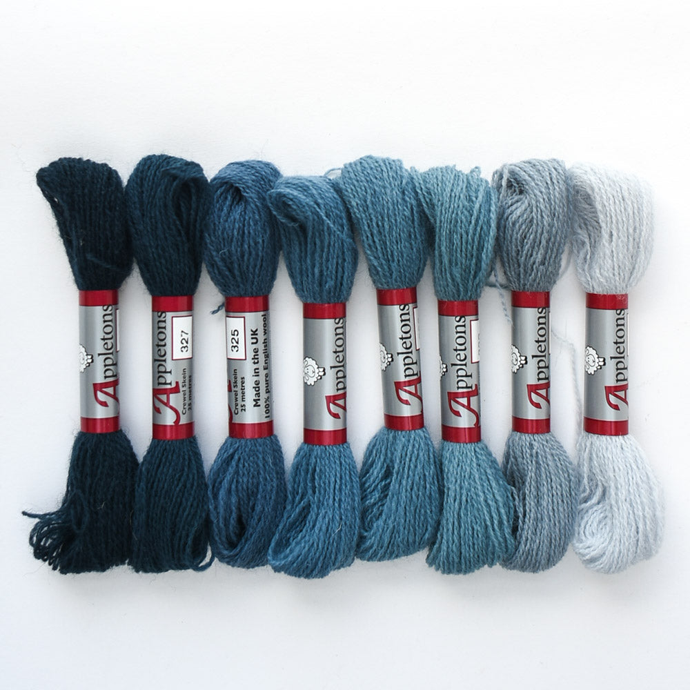 Appletons Darning Wool Gradient, Marine Blue