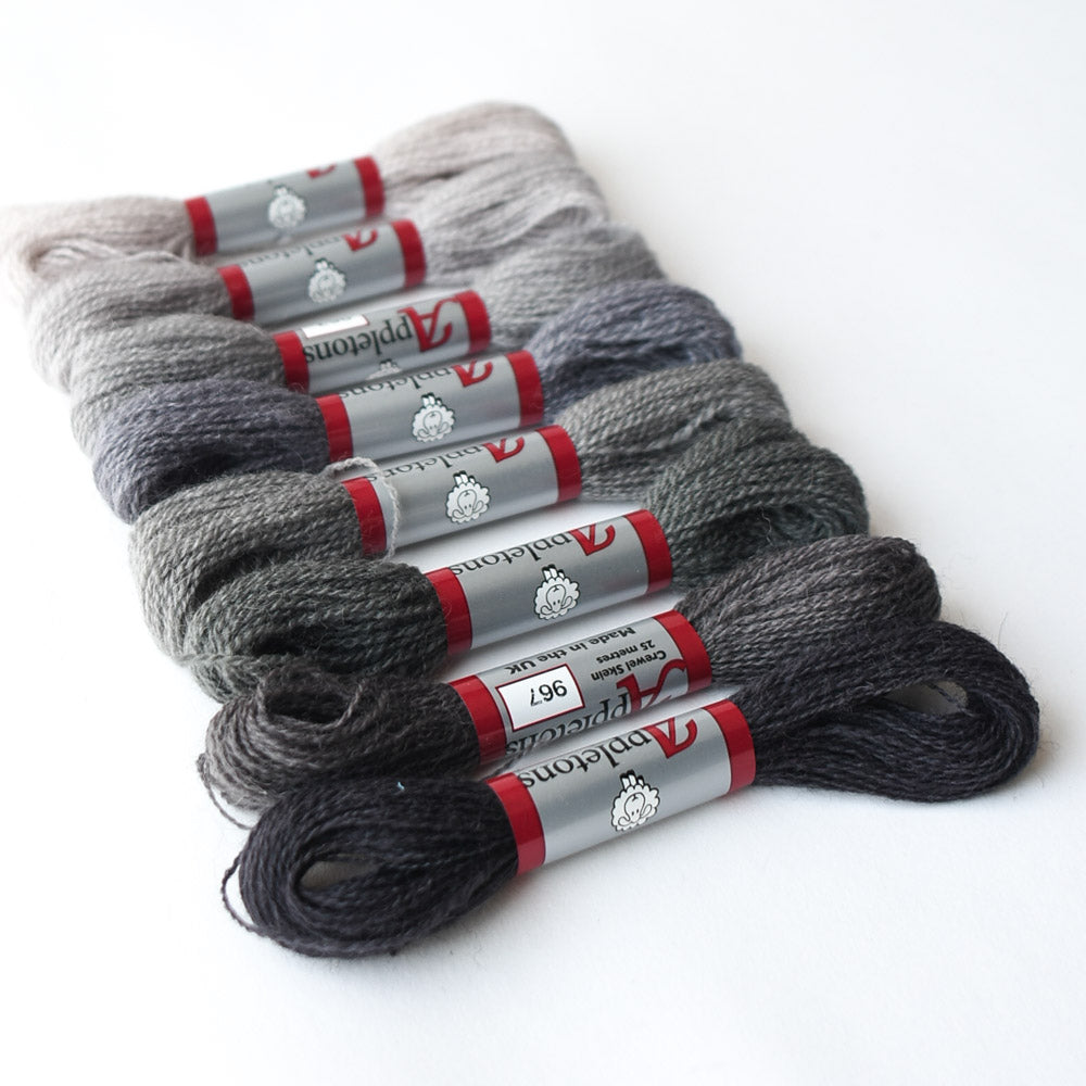 Appletons Darning Wool Gradient, Grays