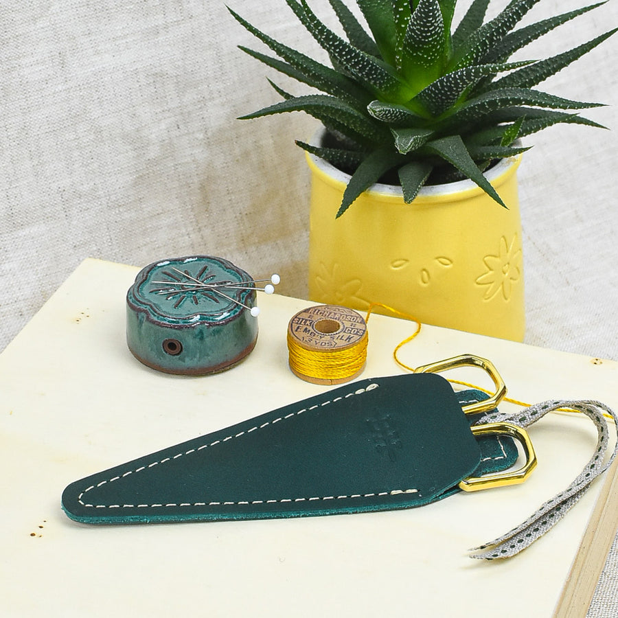 Scissors Sheath, Clover
